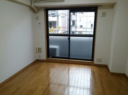 ケンオークニの居間・リビング