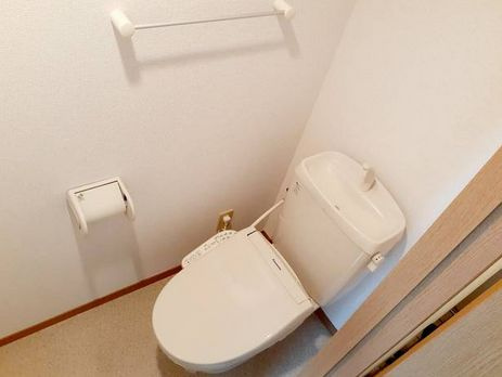 ケンオークニのトイレ