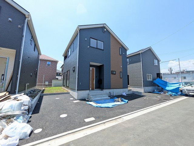 八王子市　泉町　新築一戸建て　２６期の外観|～太陽光パネル搭載　省エネ性能認定　スーパー・コンビニ・ドラッグストア徒歩圏～
