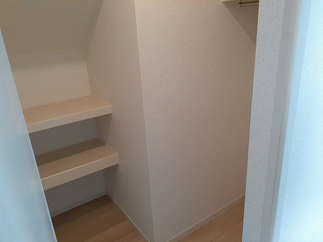 メゾン　タルカスの収納