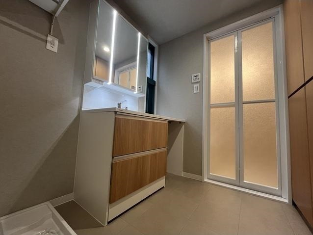 港区東新橋２丁目の賃貸マンションのその他|洗面