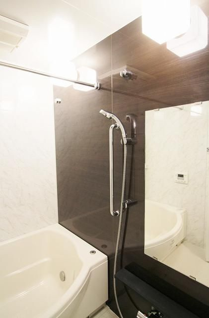 熊本市南区日吉１丁目の賃貸マンションの浴室