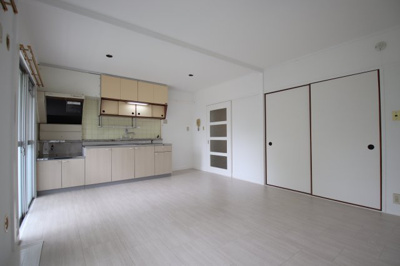 【居間・リビング】 | ヴィラナリー狭山5号棟