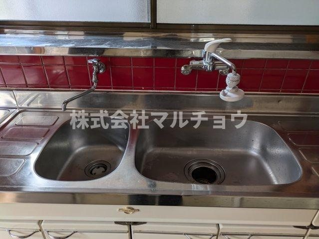 東山戸建てのキッチン|お料理しやすいキッチンです