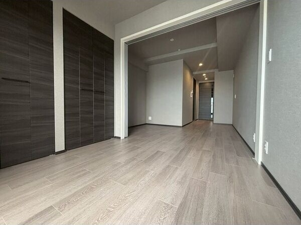 プレサンスレイズ桜山EASTの内装