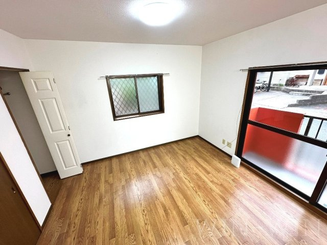 みゆきサンプラザSの洋室