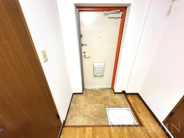 みゆきサンプラザSの玄関