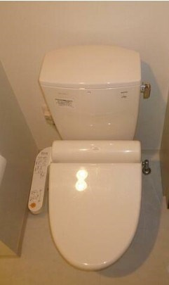 杉並区高円寺北２丁目の賃貸マンションのトイレ