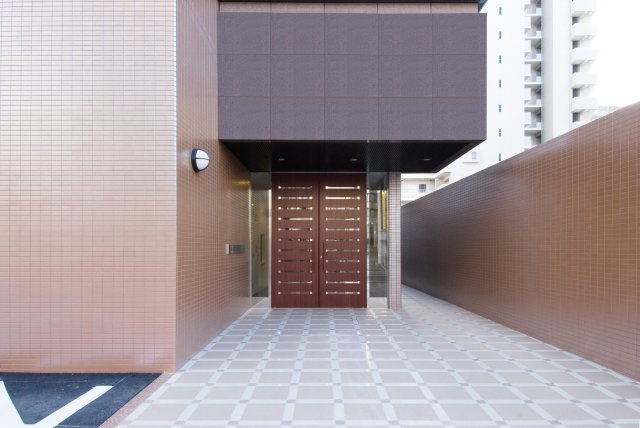 サヴォイグランデヴィル　14階のエントランス