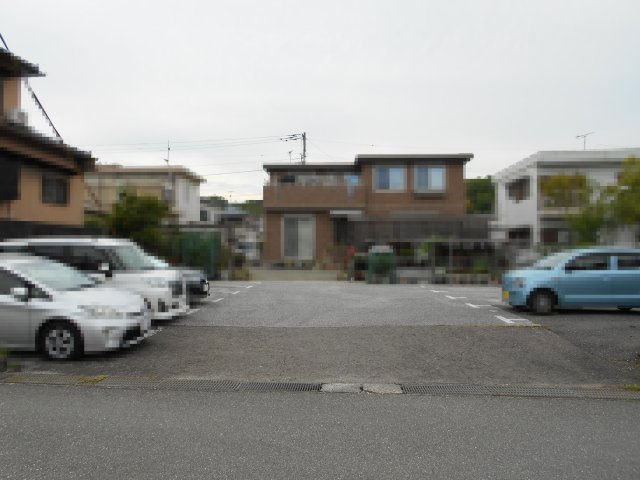 朝倉西町戸田月極駐車場の外観