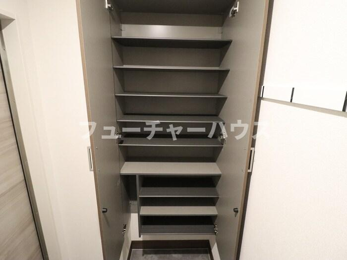 Ｄ-Ｉｎｖｅｓｔ東原Ｂ　Ｂの玄関