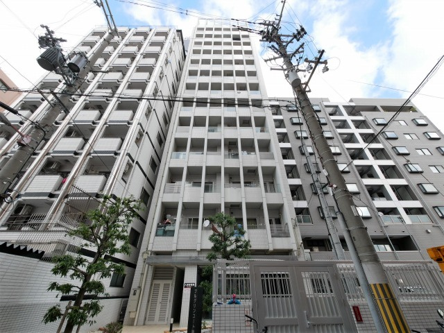 BGC難波タワーの外観