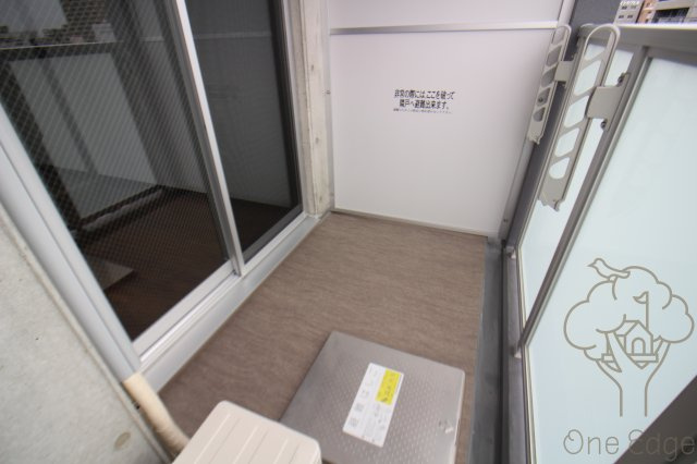 SK TRUST BLDのバルコニー
