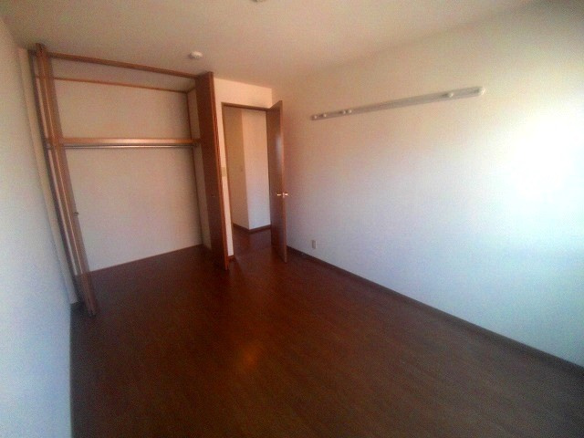 ボナール白水の洋室