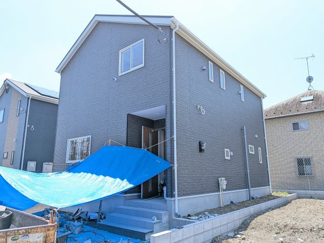 八王子市　泉町　新築一戸建て　２６期の外観|～太陽光パネル搭載　省エネ性能認定　スーパー・コンビニ・ドラッグストア徒歩圏～