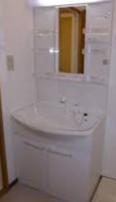 【独立洗面台】 | エバーフォレスト | 朝の支度にも助かる、独立の洗髪洗面化粧台