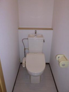 【トイレ】 | エバーフォレスト | 落ち着いた色調のトイレです