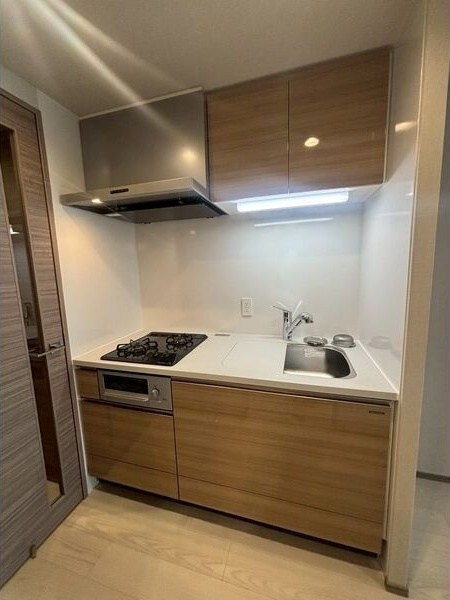 プレサンスレイズ桜山EASTのキッチン
