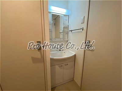 【独立洗面台】 | リブリ・にれの木