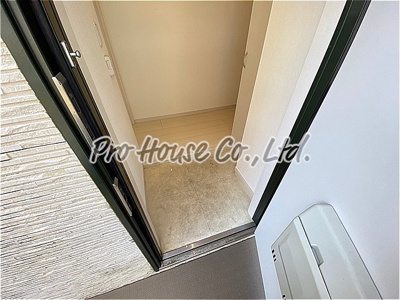 【玄関】 | リブリ・にれの木