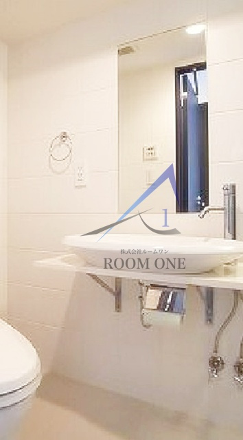 アーバンファースト神楽坂の洗面所|独立洗面台です。