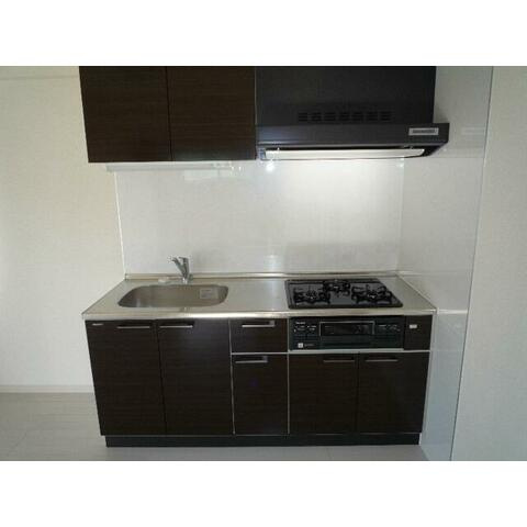 ルシェリオのキッチン|ガス3口システムキッチン♪