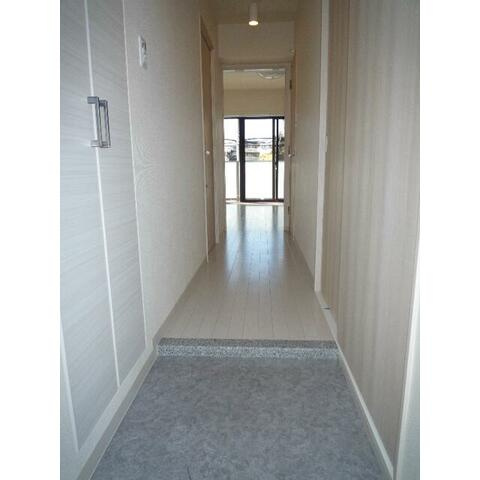 ルシェリオの玄関|シューズボックスございます♪