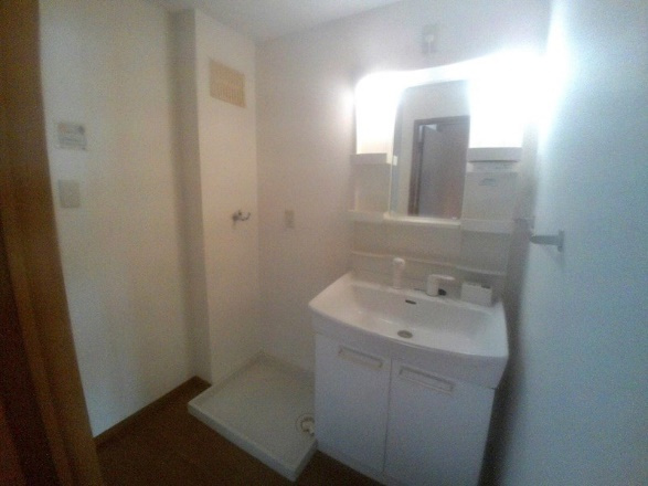 ボナール白水2棟の洗面所