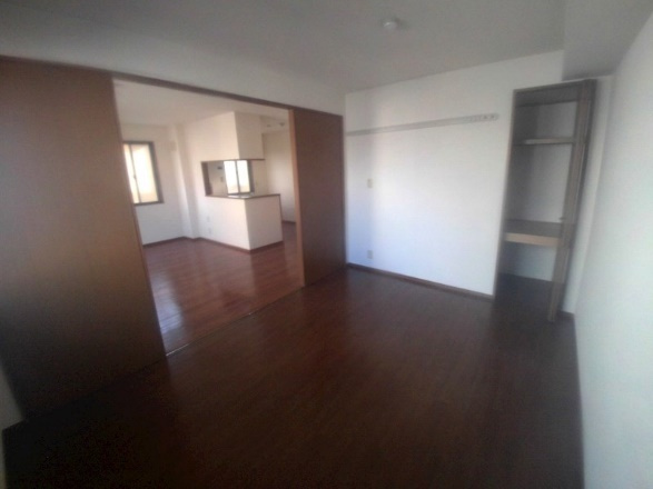 ボナール白水2棟の洋室