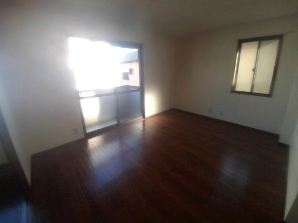 ボナール白水2棟の居間・リビング