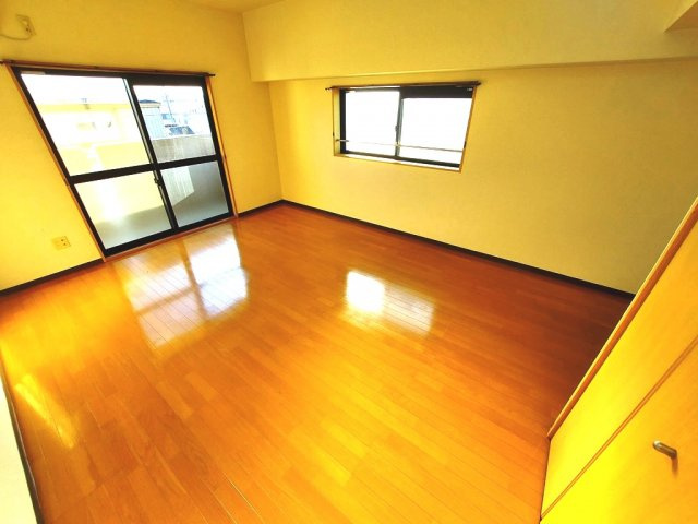 エクシード Ⅶの居間・リビング|イメージ（同建物内別部屋の写真です）