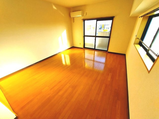 エクシード Ⅶの居間・リビング|イメージ（同建物内別部屋の写真です）