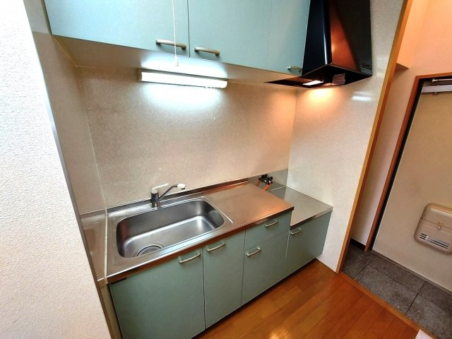 エクシード Ⅶのキッチン|イメージ（同建物内別部屋の写真です）