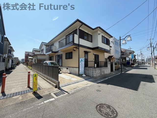 三郷市戸ケ崎3丁目　中古戸建の外観|設備仕様を選べる“セレクト型”リフォーム住宅！軽量鉄骨造2階建て