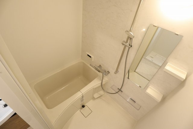 ラ・シック　サヴォイ　5階の浴室|別号室のものになります。現状優先。