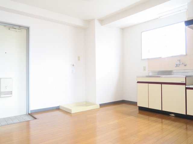 あけぼのＳＳビルの居間・リビング