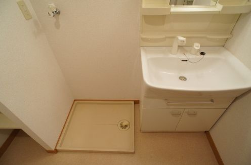 ソーニ・ドゥ・オーロの独立洗面台