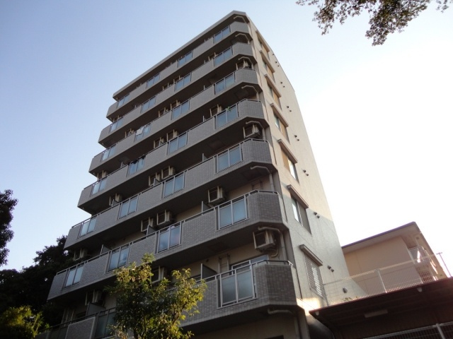 スカイヒル名谷の外観