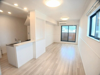 【居間・リビング】 | カーサ　Ｋ　スワンⅠ