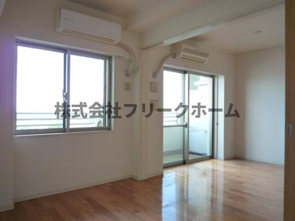 三鷹市下連雀３丁目の賃貸マンションの寝室