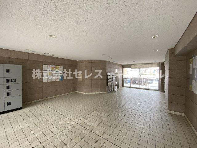 京成サンコーポ浦安C棟のエントランス|清潔なエントランスです