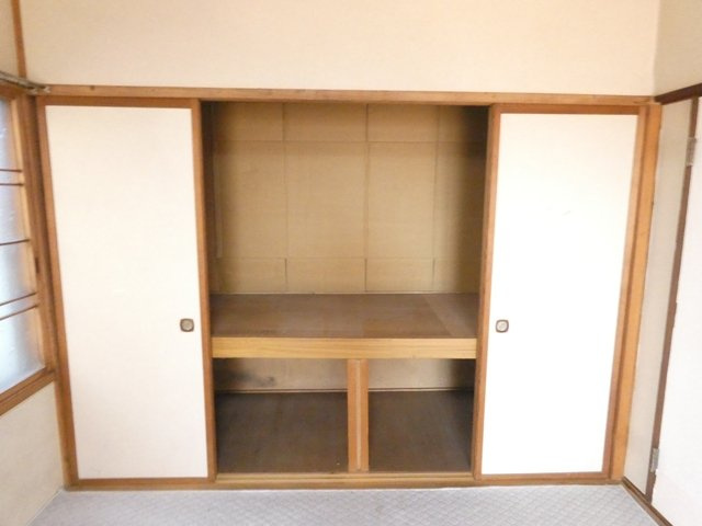 桂３－２０－１店舗・事務所の収納