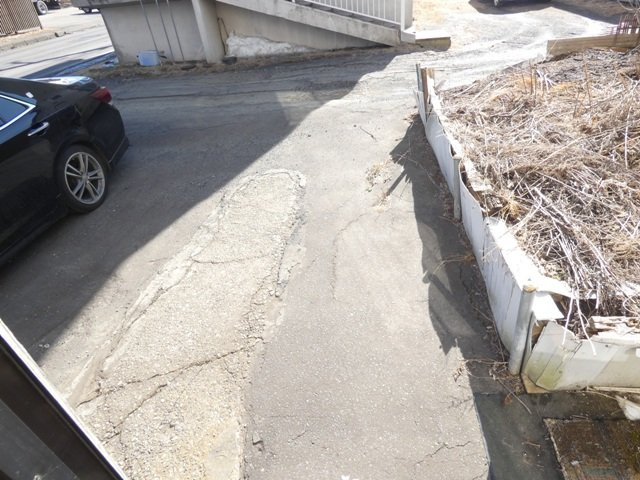 桂３－２０－１店舗・事務所の駐車場