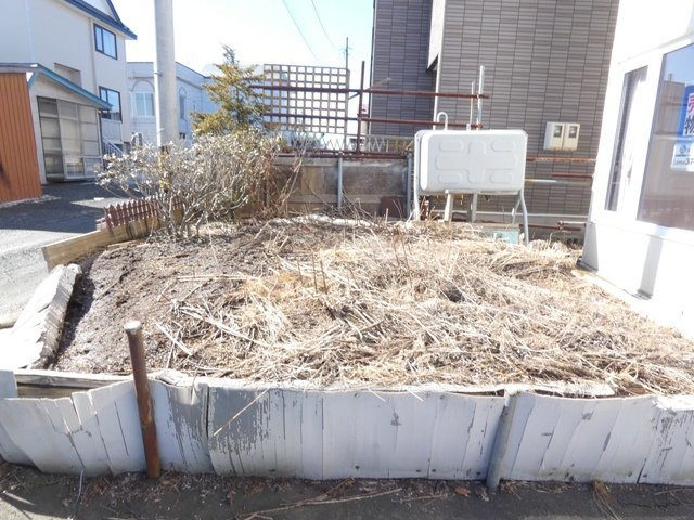 桂３－２０－１店舗・事務所の庭