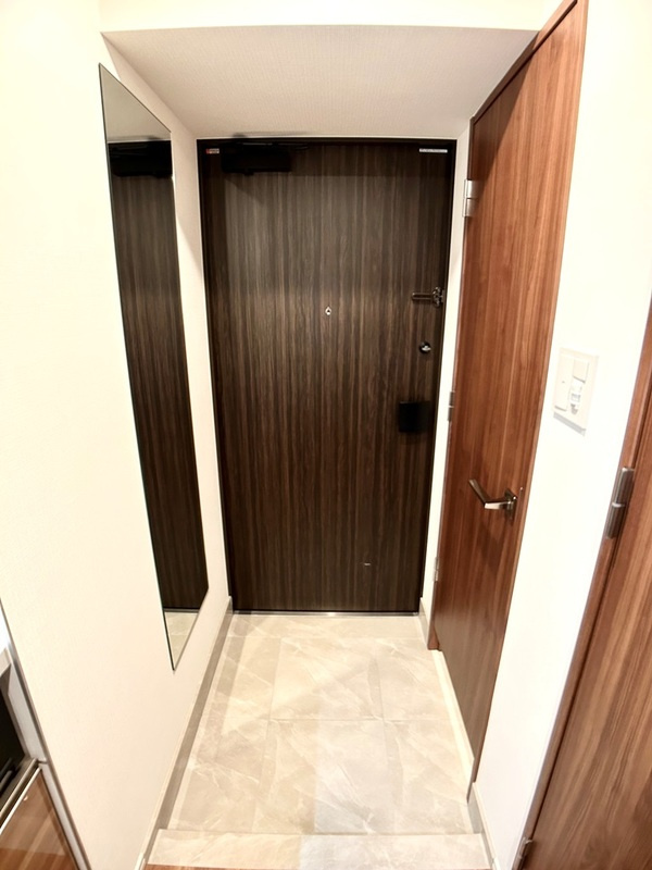 板橋本町ステーションレジデンスの玄関