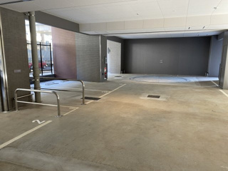 板橋本町ステーションレジデンスの駐車場