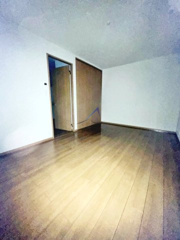 セレナ　アケボノ