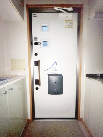 セレナ　アケボノ