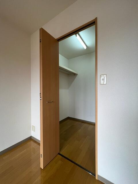 熊本市中央区上京塚町の賃貸マンションの収納