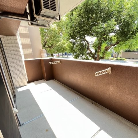 熊本市中央区上京塚町の賃貸マンションのバルコニー